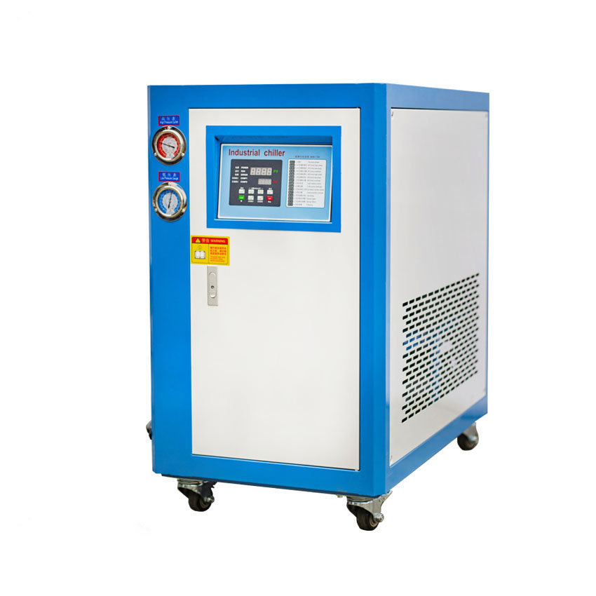 Chiller raffreddato ad acqua con controllo intelligente della temperatura
